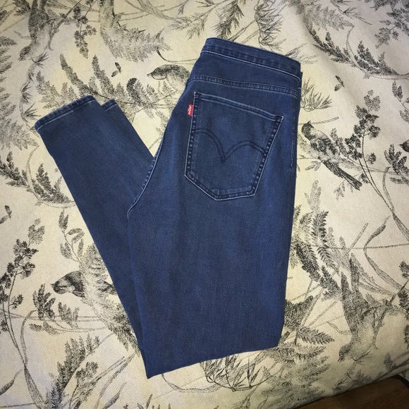 levi runaround super skinny